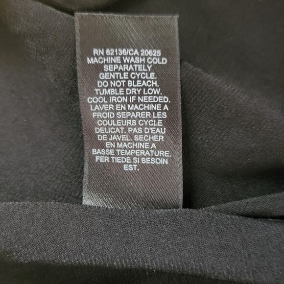 Guess Authentic Brand Women's Black Adjustable Strap Fitted Bodice Top XS - Picture 7 of 7